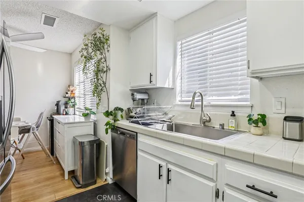 $580,000 | 26127 Frampton Avenue, Unit E, Harbor City, CA 90710