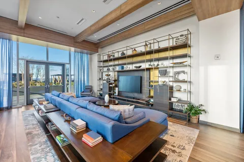 $1,400,000 | 160 2nd Avenue South, Unit 1903, Nashville, TN 37201