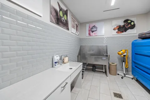 $1,400,000 | 160 2nd Avenue South, Unit 1903, Nashville, TN 37201