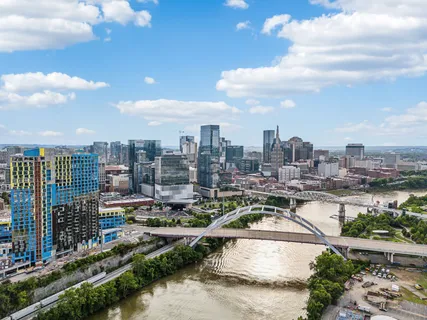 $1,400,000 | 160 2nd Avenue South, Unit 1903, Nashville, TN 37201