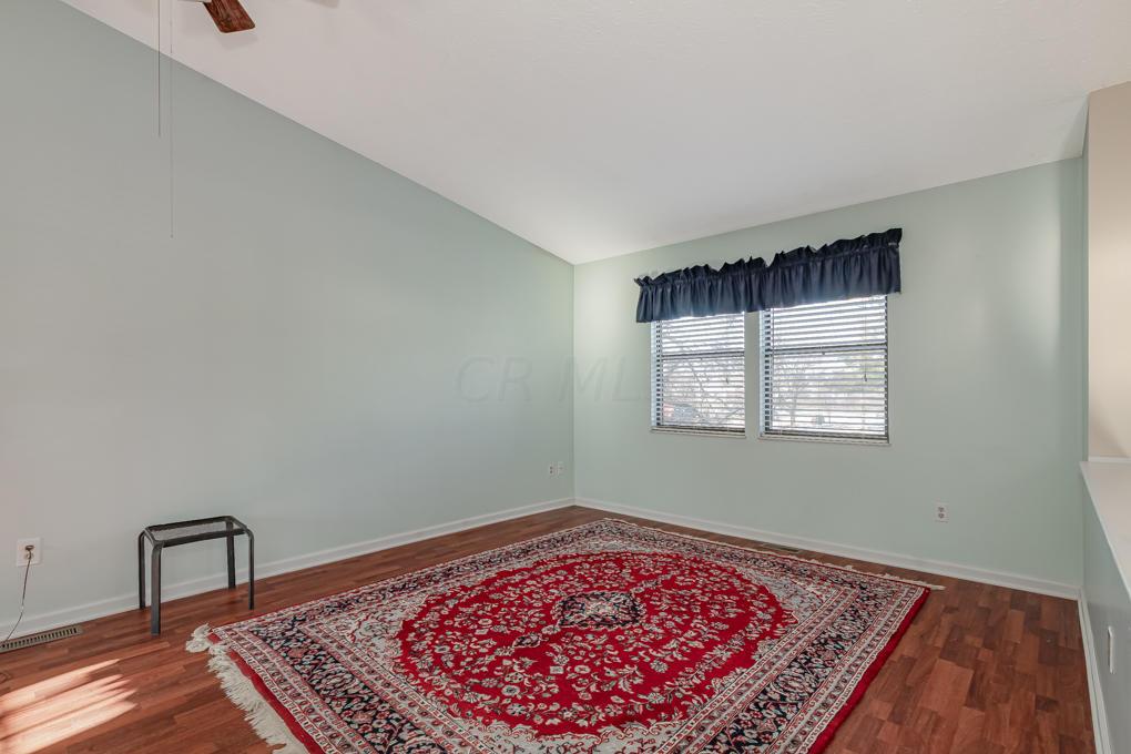 345 Gosfield Gate Road Westerville, OH 43081 - Photo 4 of 14