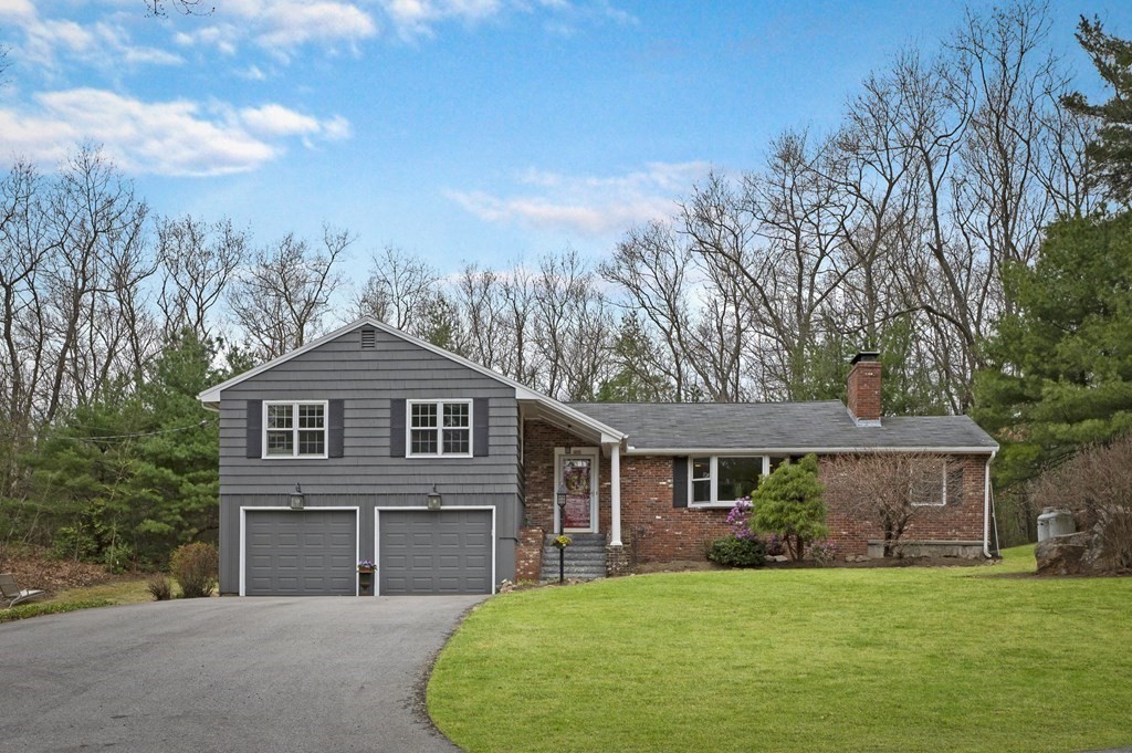 30 Birch Road Andover, MA 01810 - Photo 1 of 39 Gallery Image 1