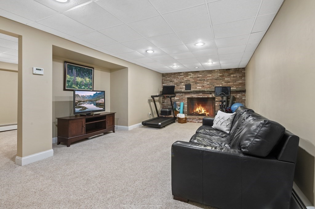 30 Birch Road Andover, MA 01810 - Photo 28 of 39 Gallery Image 28