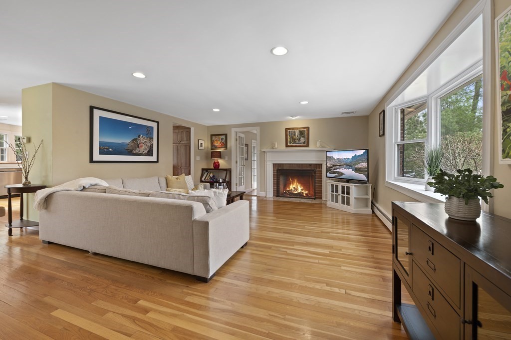 30 Birch Road Andover, MA 01810 - Photo 3 of 39 Gallery Image 3
