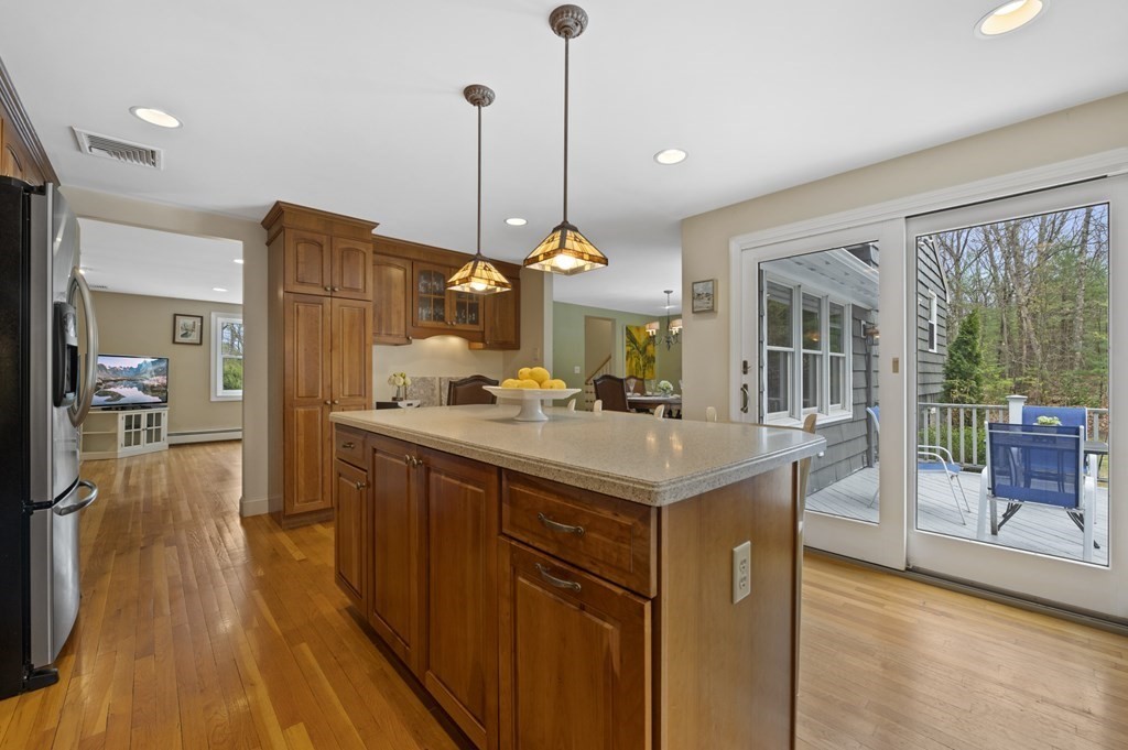 30 Birch Road Andover, MA 01810 - Photo 10 of 39 Gallery Image 10