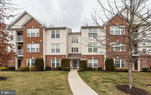 $259,900 | 5025 Marchwood Court, Unit 5L, Perry Hall, MD 21128