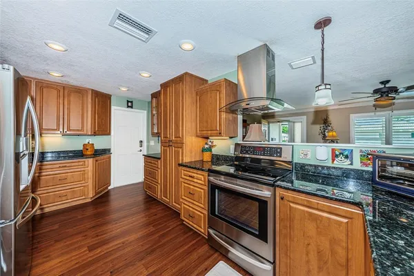 $350,000 | 4286 96th Avenue North, Pinellas Park, FL 33782