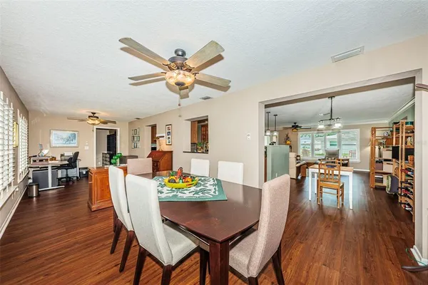 $350,000 | 4286 96th Avenue North, Pinellas Park, FL 33782