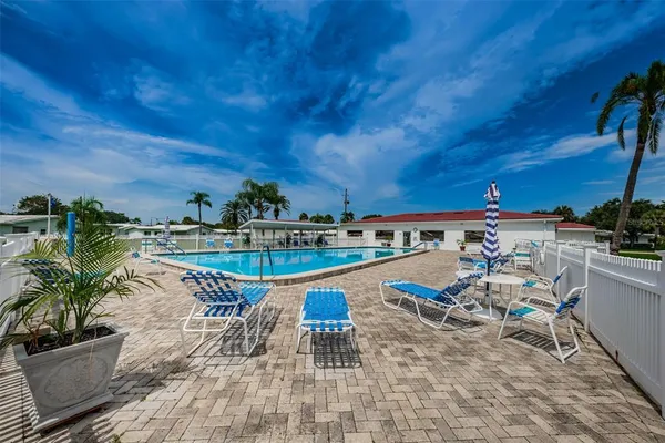 $350,000 | 4286 96th Avenue North, Pinellas Park, FL 33782