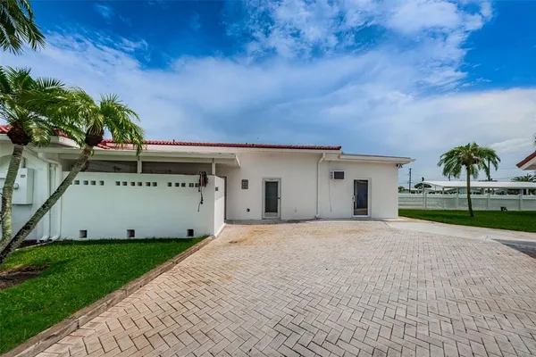 $350,000 | 4286 96th Avenue North, Pinellas Park, FL 33782