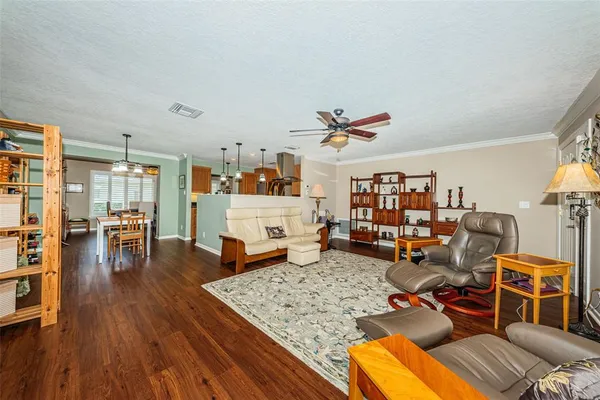 $350,000 | 4286 96th Avenue North, Pinellas Park, FL 33782
