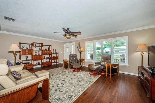 $350,000 | 4286 96th Avenue North, Pinellas Park, FL 33782