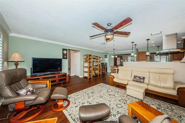 $350,000 | 4286 96th Avenue North, Pinellas Park, FL 33782