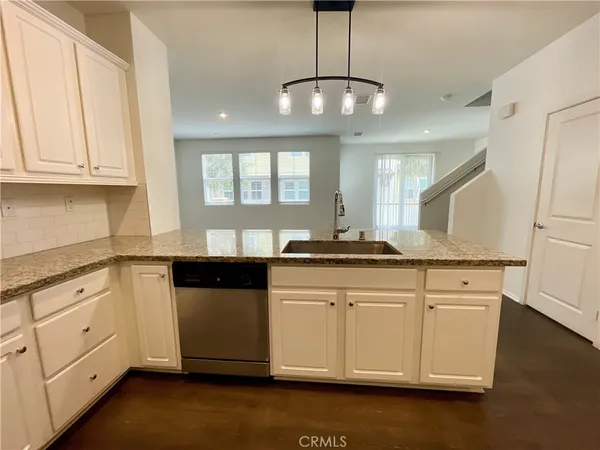 $3,300 | 205 West Via Presido, Unit 85, Ontario, CA 91762