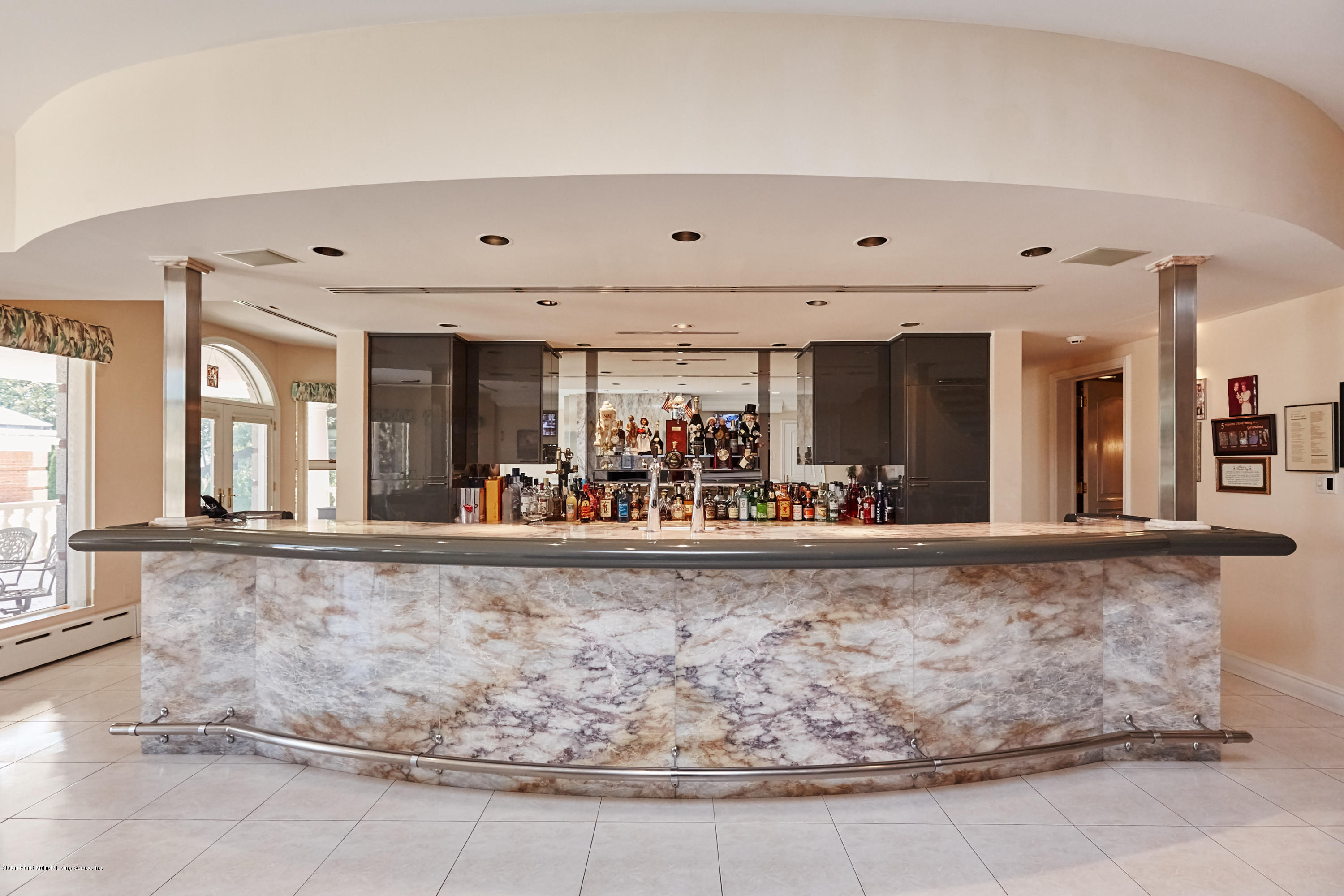 95 Circle Road Staten Island, NY 10304 - Photo 29 of 42 a view of a living room