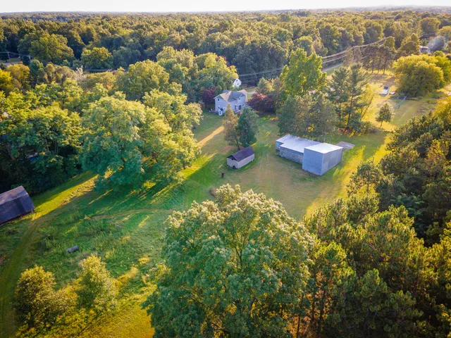 $649,000 | 5820 Squires Road, Jackson, MI 49201