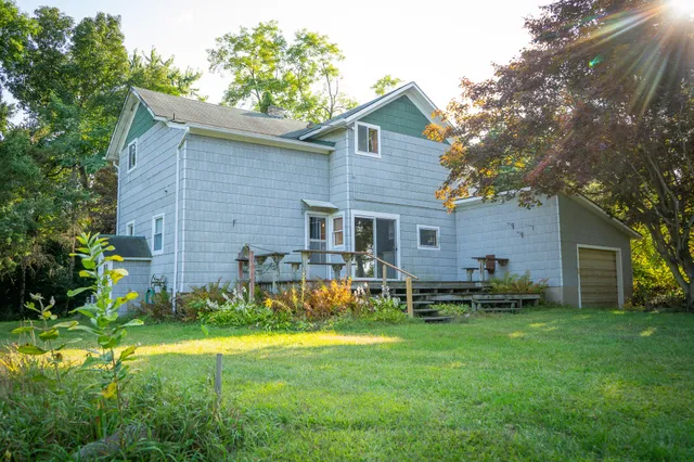 $649,000 | 5820 Squires Road, Jackson, MI 49201