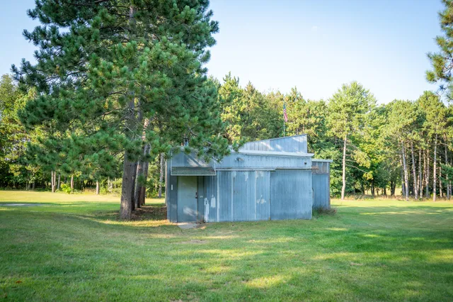 $649,000 | 5820 Squires Road, Jackson, MI 49201