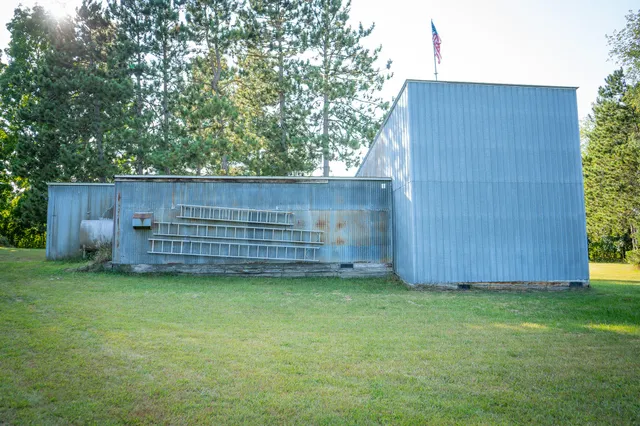 $649,000 | 5820 Squires Road, Jackson, MI 49201