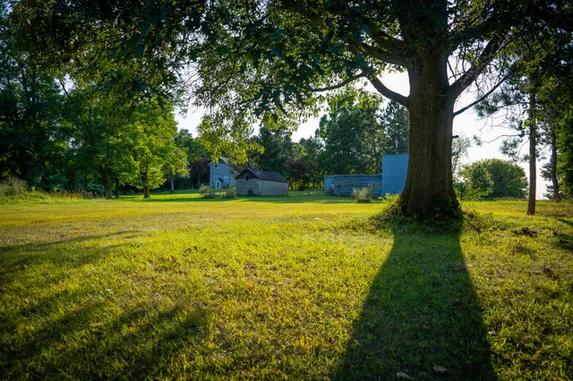 $649,000 | 5820 Squires Road, Jackson, MI 49201