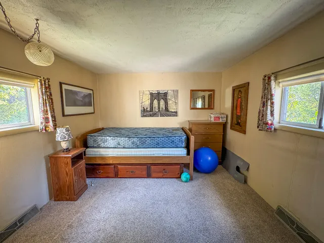 $649,000 | 5820 Squires Road, Jackson, MI 49201