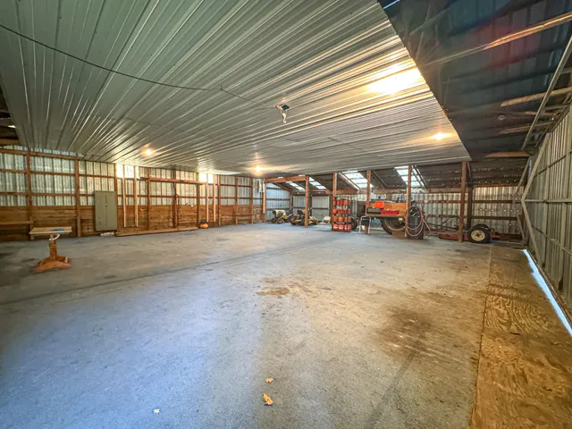 $649,000 | 5820 Squires Road, Jackson, MI 49201