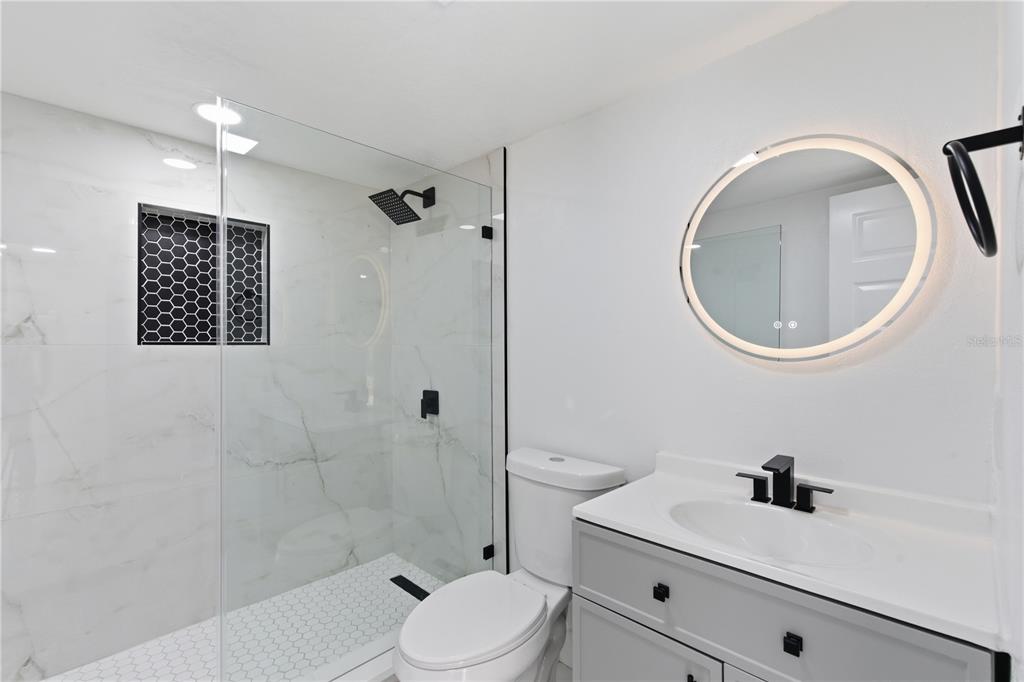 1865 Springtime Avenue Clearwater, FL 33755 - Photo 10 of 27