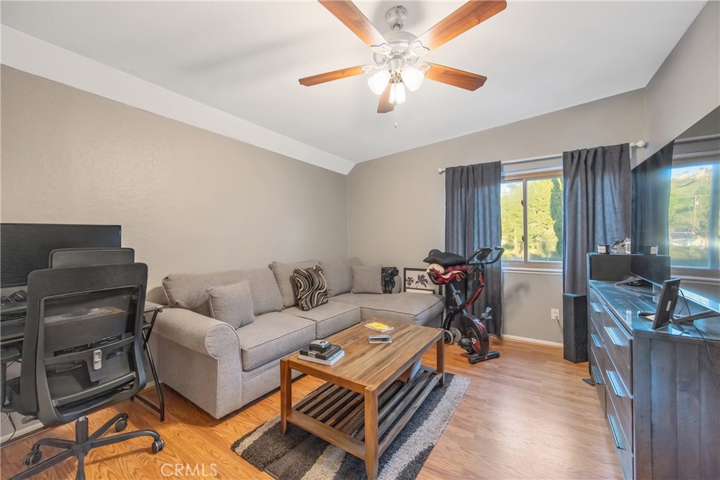 27104 Rio Prado Drive Valencia, CA 91354 - Photo 23 of 43