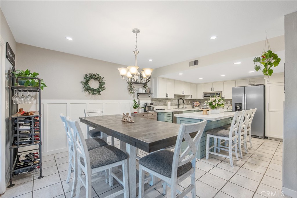 27104 Rio Prado Drive Valencia, CA 91354 - Photo 8 of 43