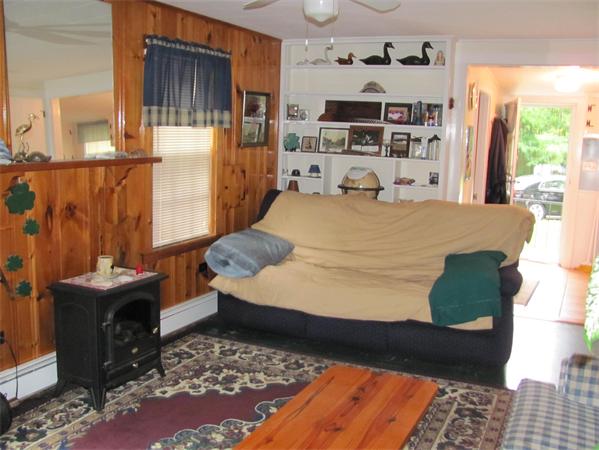 44 Taylor Point Road Pembroke, MA 02359 - Photo 6 of 11 Gallery Image 6