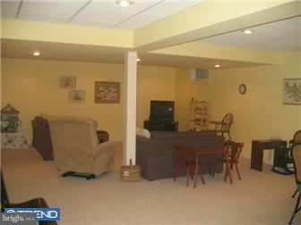 17 Colorado Avenue Sinking Spring, PA 19608 - Photo 8 of 12
