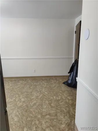 $2,000 | 32 Cascade Drive, Amherst, NY 14228