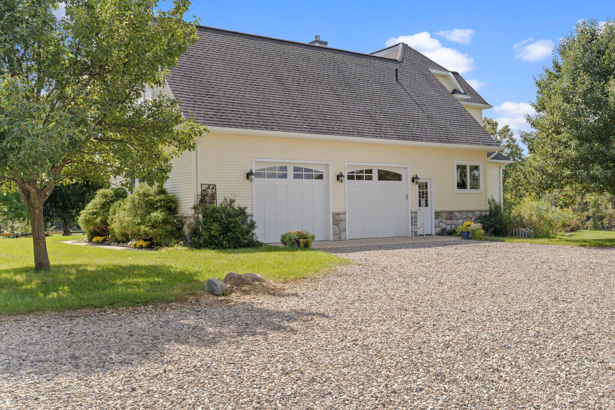 1280 Sylvan Road Chelsea, MI 48118 - Photo 6 of 58 75-web-or-mls-_DSC0327