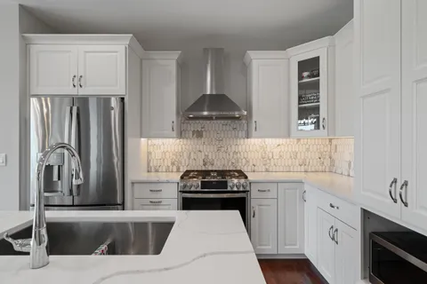 $1,380,000 | 1360 Masters Road, Unit 2023, Geneva, WI 53147