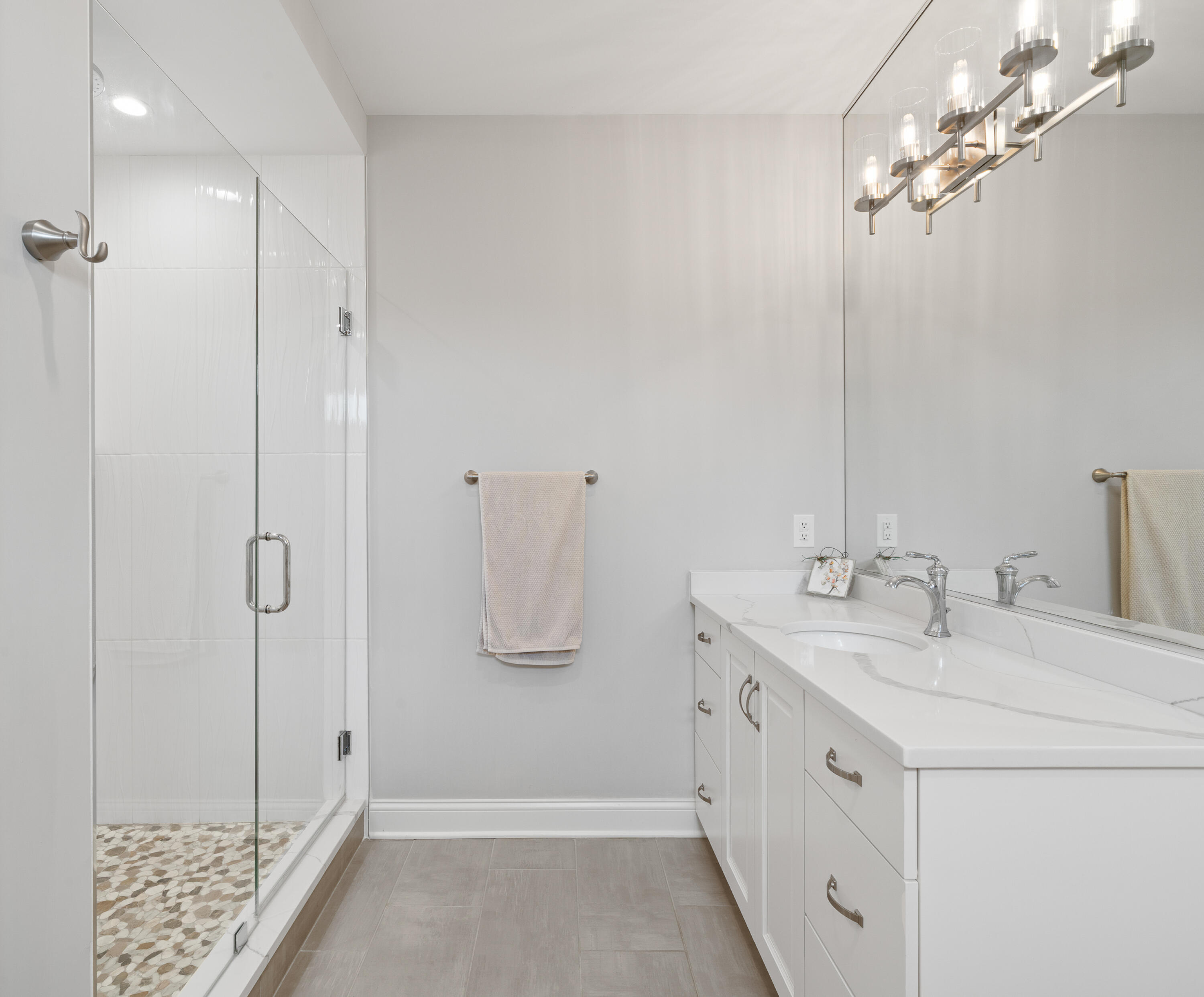 1360 Masters Road, Unit 2023 Geneva, WI 53147 - Photo 32 of 99 1360 Masters Rd - Selects-39