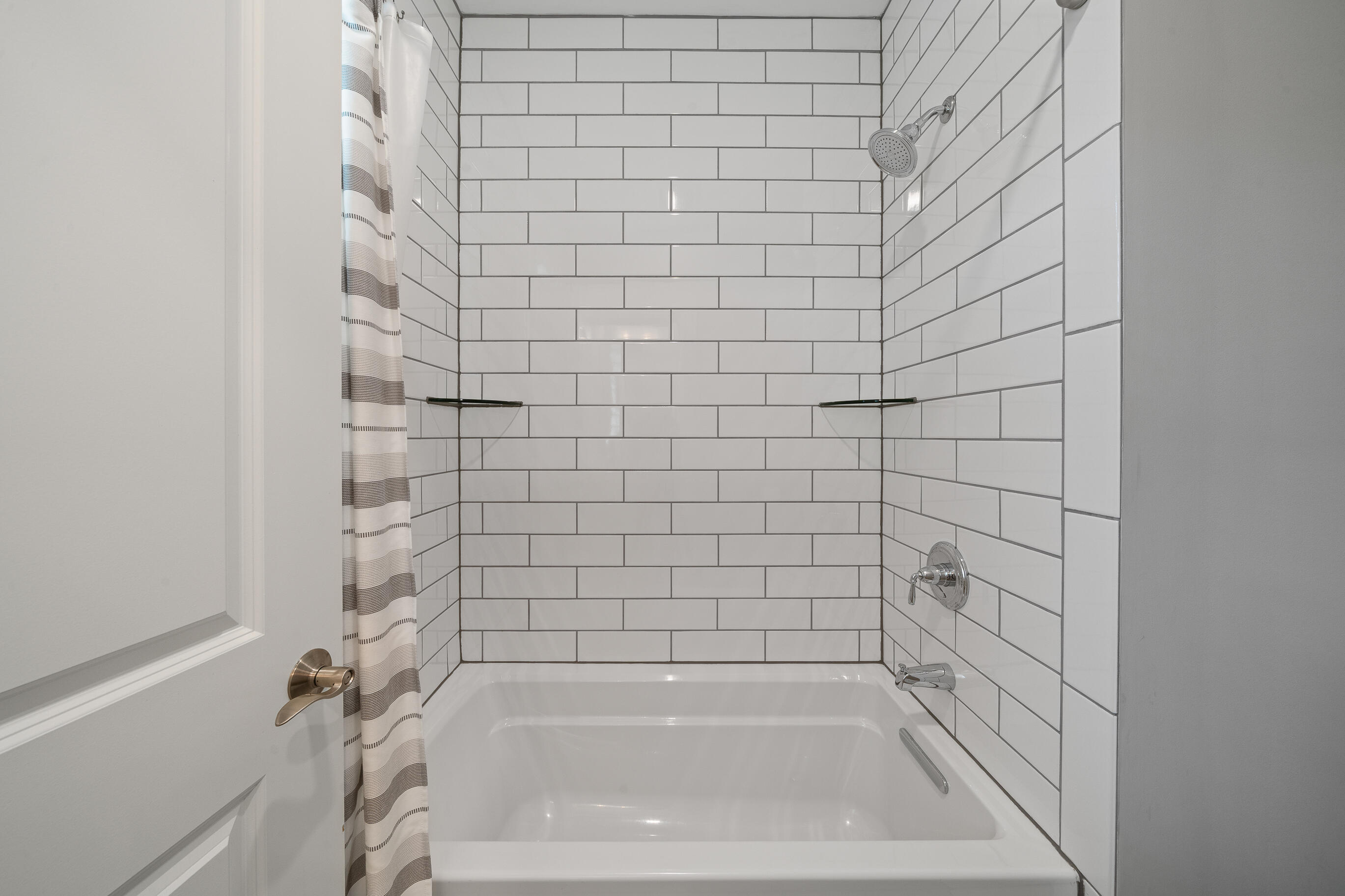 1360 Masters Road, Unit 2023 Geneva, WI 53147 - Photo 44 of 99 1360 Masters Rd - Selects-49