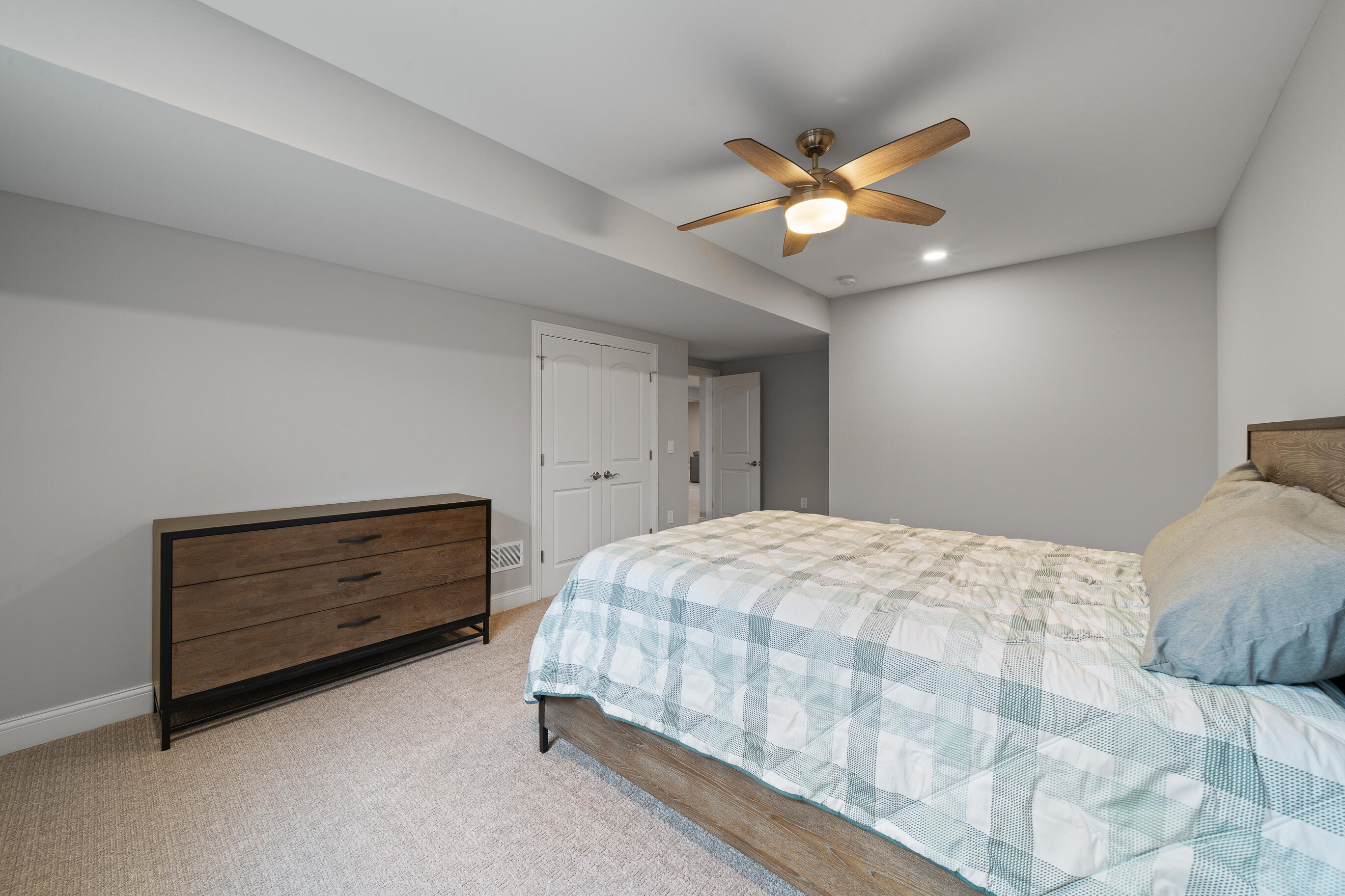 1360 Masters Road, Unit 2023 Geneva, WI 53147 - Photo 54 of 99 1360 Masters Rd - Selects-61