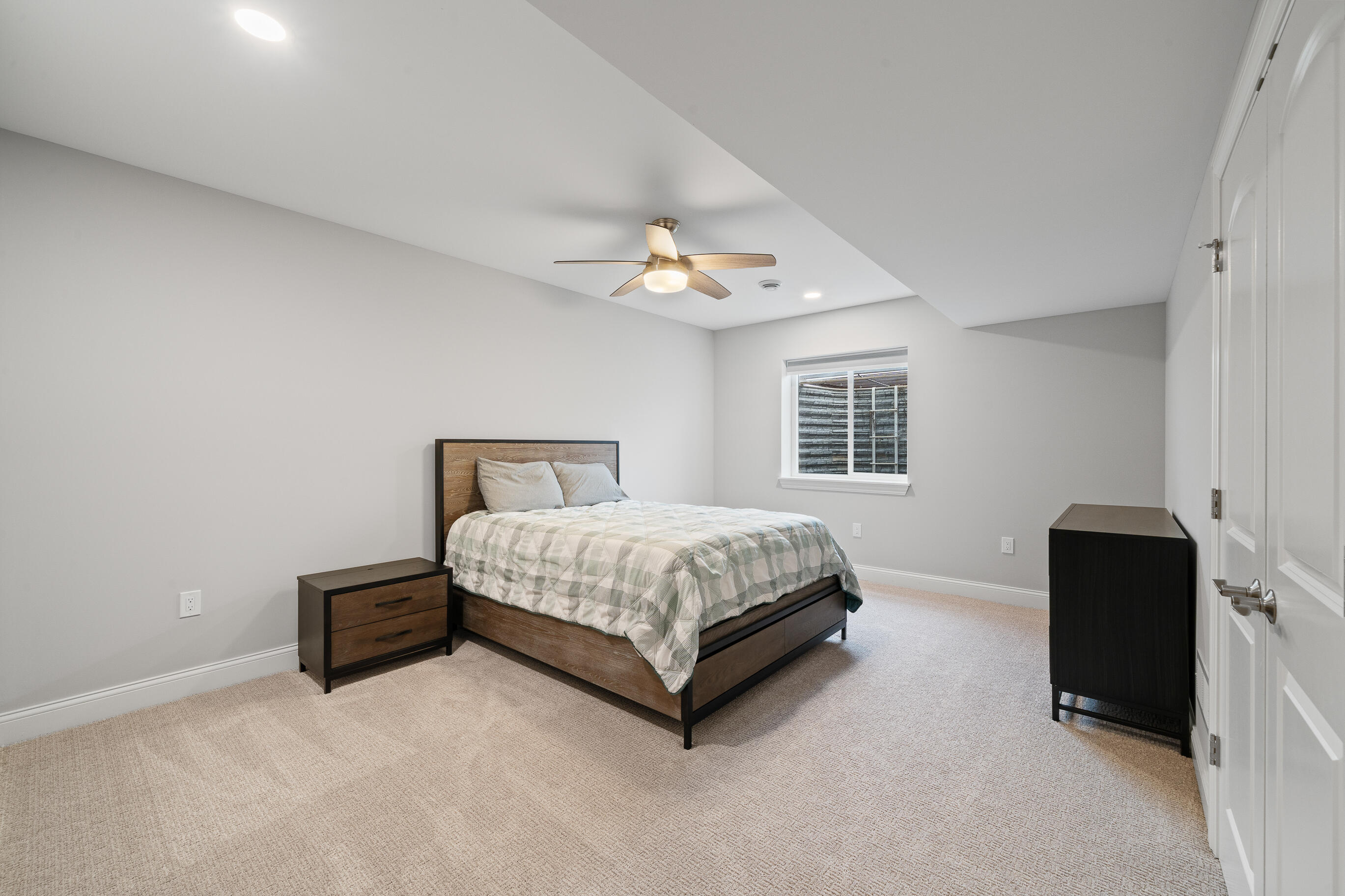 1360 Masters Road, Unit 2023 Geneva, WI 53147 - Photo 55 of 99 1360 Masters Rd - Selects-60