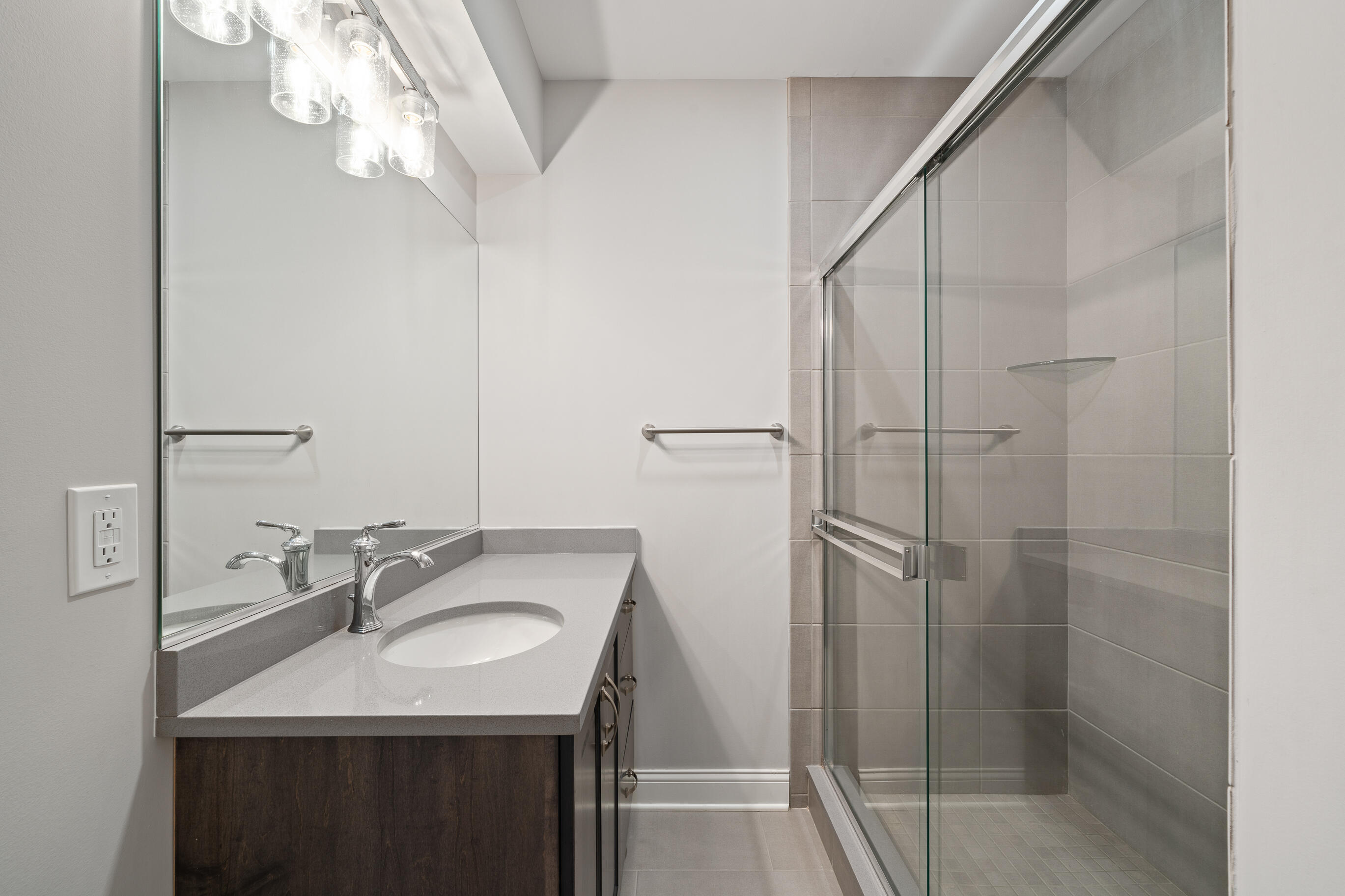 1360 Masters Road, Unit 2023 Geneva, WI 53147 - Photo 58 of 99 1360 Masters Rd - Selects-63