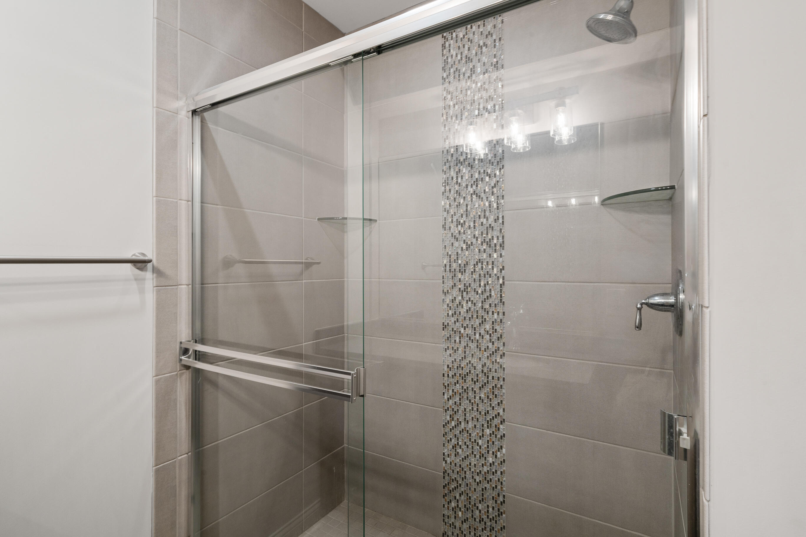 1360 Masters Road, Unit 2023 Geneva, WI 53147 - Photo 60 of 99 1360 Masters Rd - Selects-66