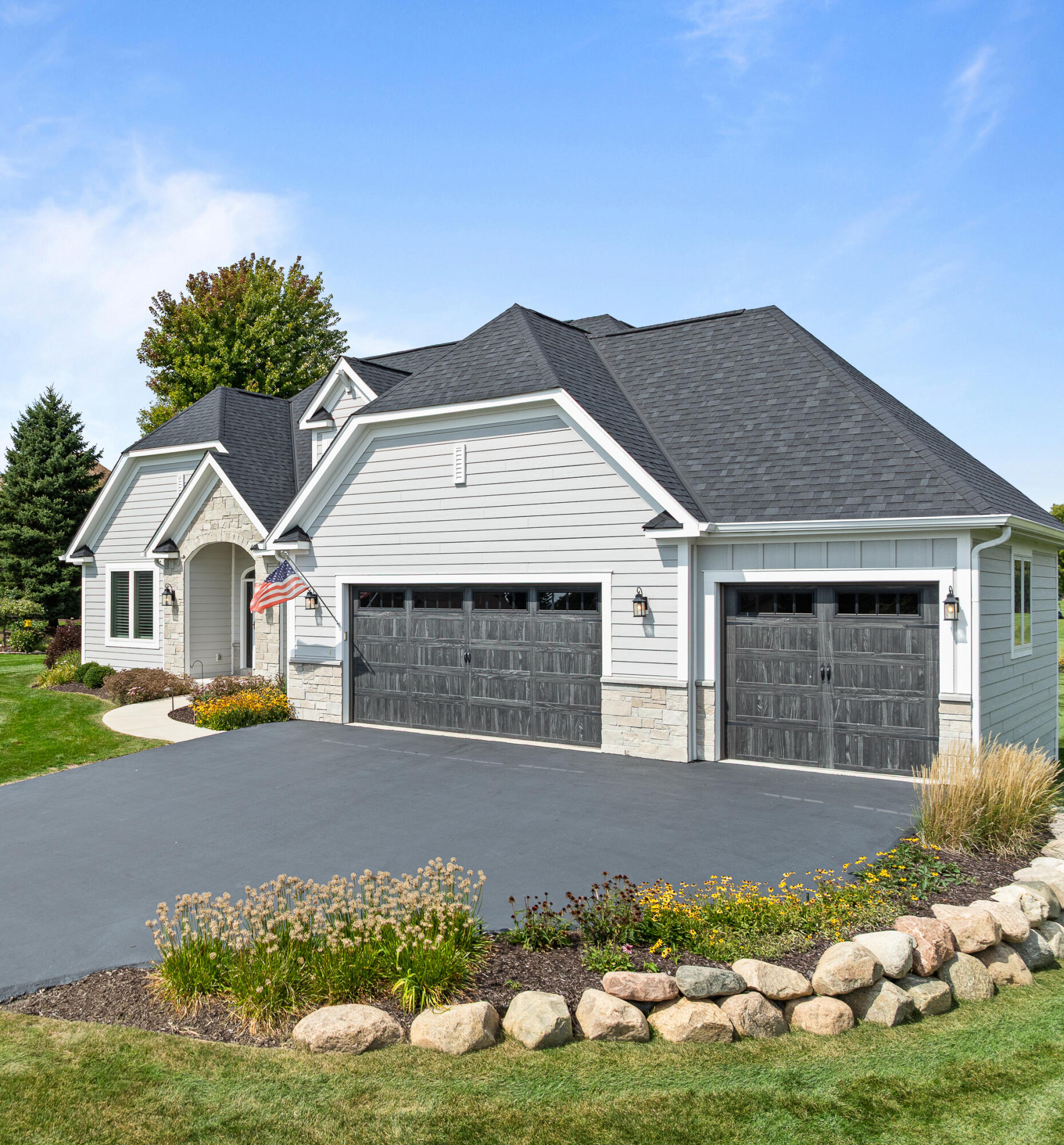 1360 Masters Road, Unit 2023 Geneva, WI 53147 - Photo 70 of 99 1360 Masters Rd - Selects-76