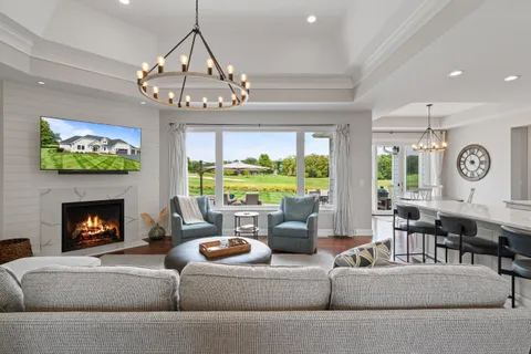 $1,380,000 | 1360 Masters Road, Unit 2023, Geneva, WI 53147