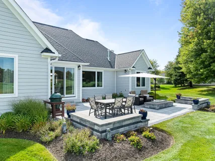 $1,380,000 | 1360 Masters Road, Unit 2023, Geneva, WI 53147