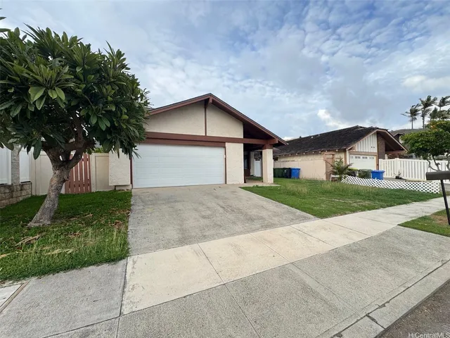 $5,500 | 7534 Huialoha Street, Honolulu, HI 96825