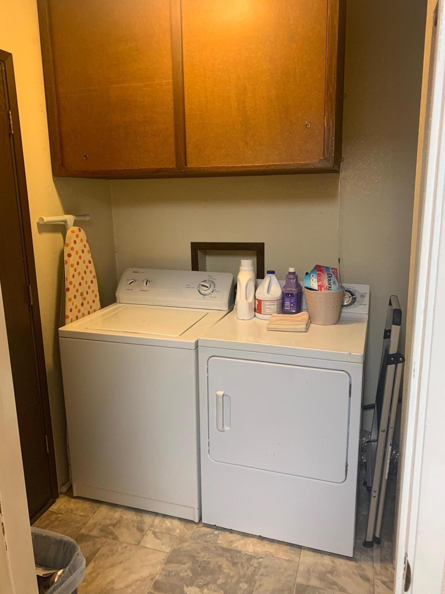 20604 Roff Way Burney, CA 96013 - Photo 13 of 32 a utility room with dryer and washer