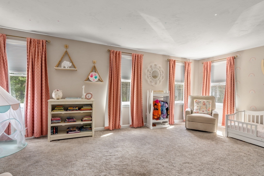 59 Howard Street Milford, MA 01757 - Photo 13 of 17