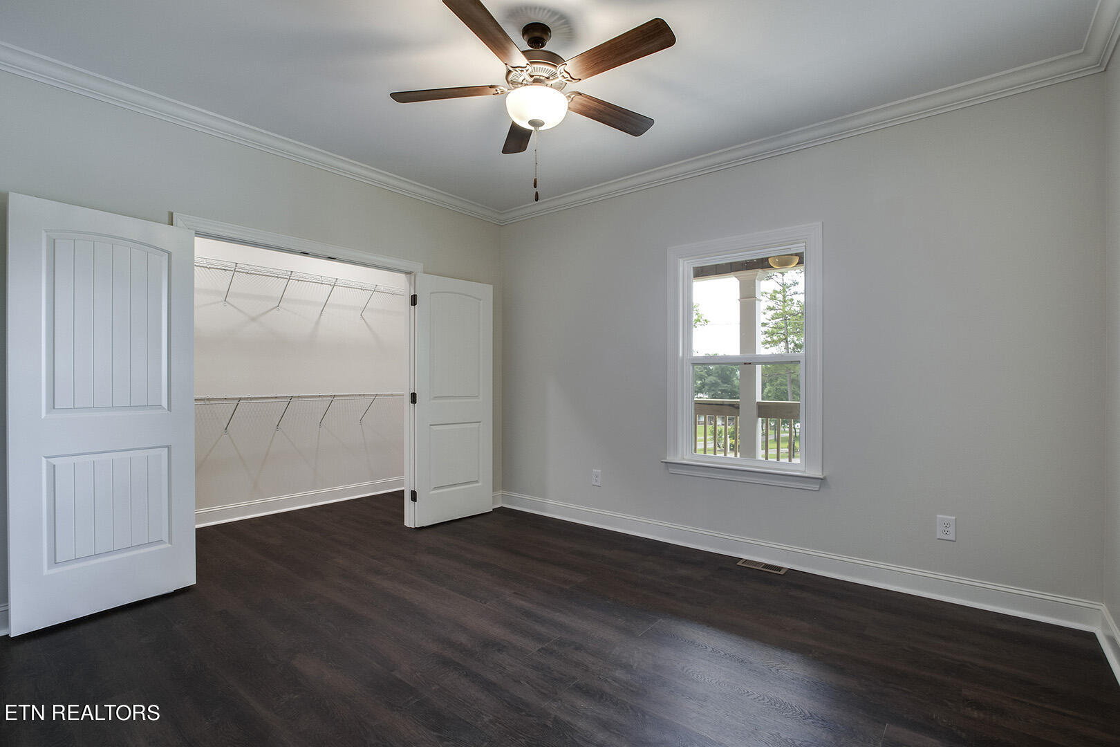 644 Hiwassee Circle Decatur, TN 37322 - Photo 27 of 40 27_HiwasseeCircle_644_Bedroom2_01