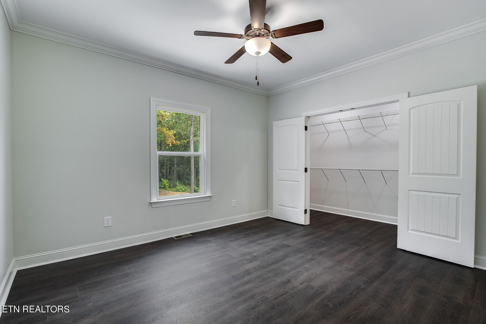644 Hiwassee Circle Decatur, TN 37322 - Photo 29 of 40 29_HiwasseeCircle_644_Bedroom3_01
