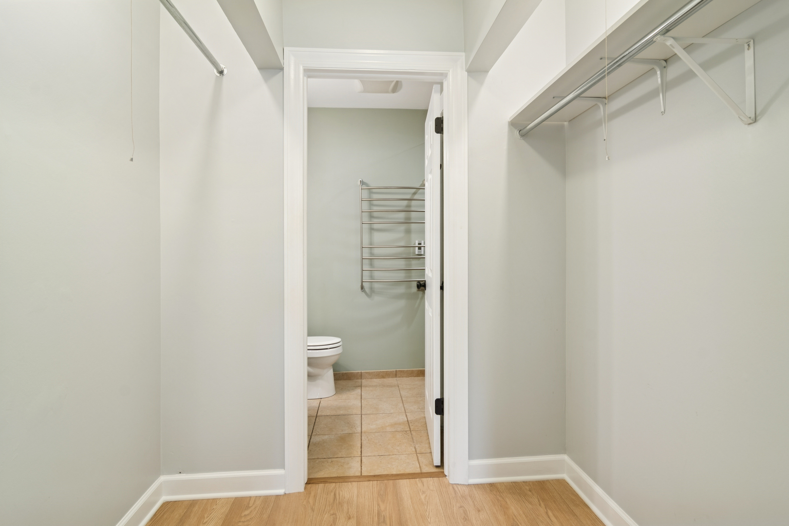 184 Grove Avenue, Unit B Des Plaines, IL 60016 - Photo 14 of 20 a bathroom with a granite countertop shower