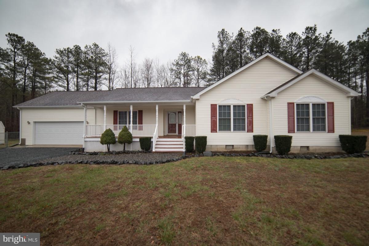 14580 Round Hill Road King George, VA 22485 - Photo 1 of 26 Exterior (Front)